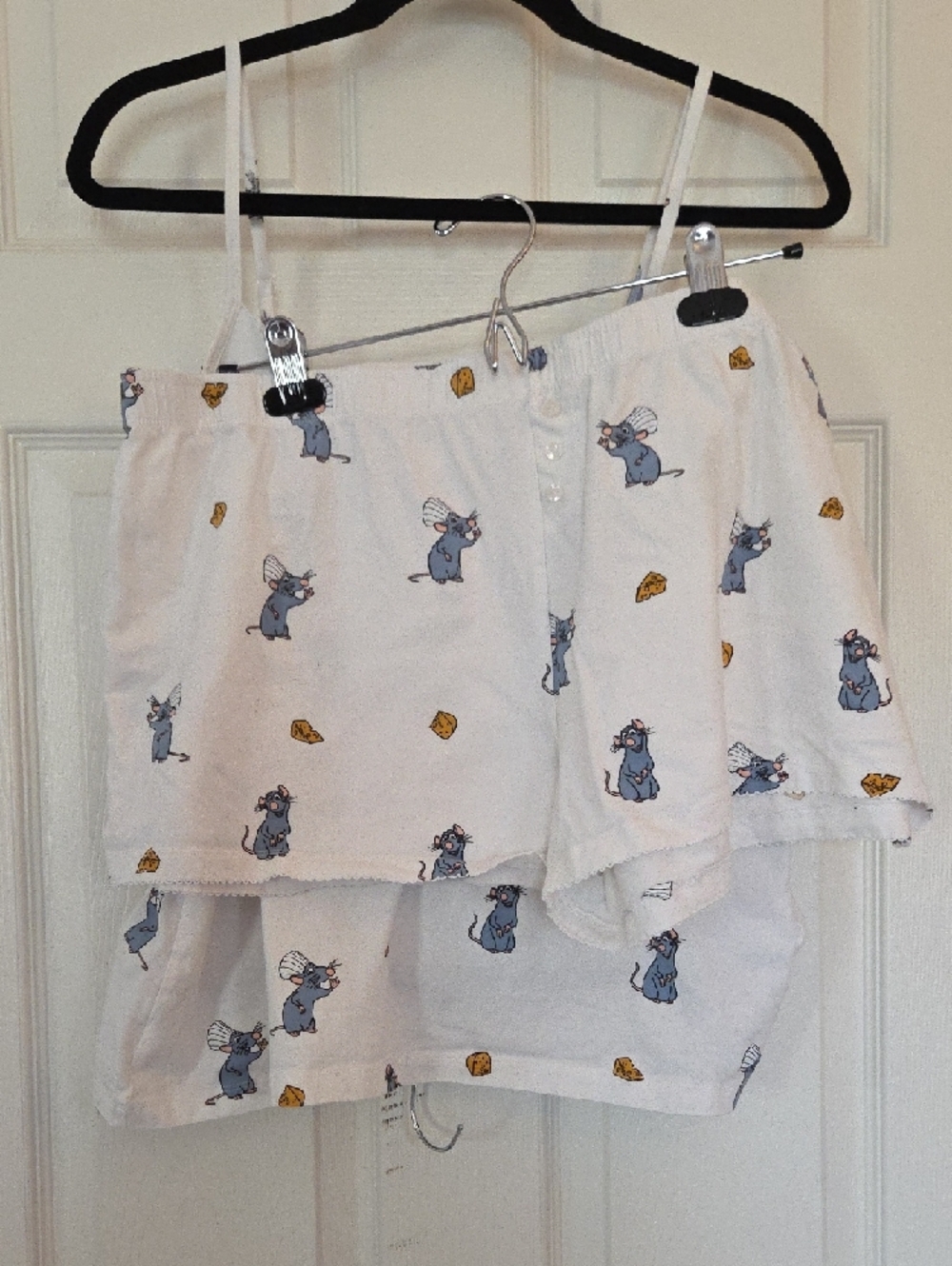 Disneys Ratatouille Pajama Set with Blue Mouse and Yellow Cheese Print - XL - Picture 6 of 8